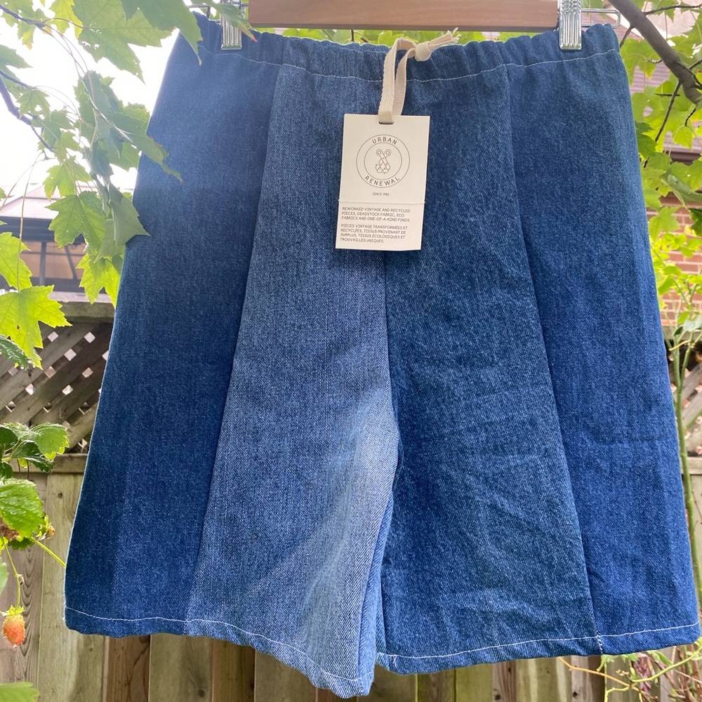 NWT Urban Renewal from Urban Outfitters Small Denim Shorts